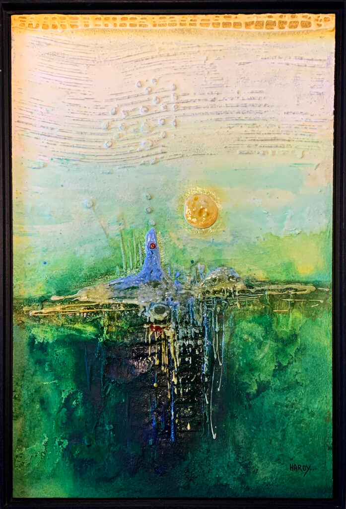 Abstraktes Kunstwerk „Geschichten aus dem Regenwald“ von Hardy, Unikat auf Holz mit Sand aus Venezuela in Grün- und Blautönen